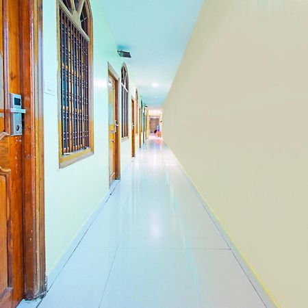 Super Townhouse Mancherial Mancherāl Exteriér fotografie