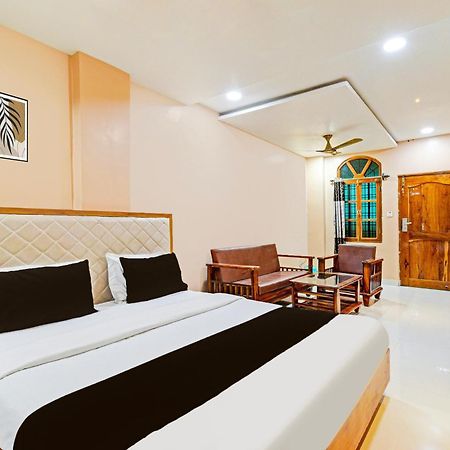 Super Townhouse Mancherial Mancherāl Exteriér fotografie